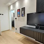 Adorable Main Square * スコピエ