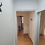 Adorable Main Square アパート スコピエ