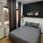 Adorable Main Square アパート スコピエ