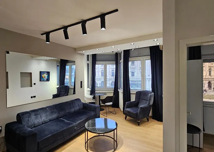 Lägenhet Adorable Main Square Skopje