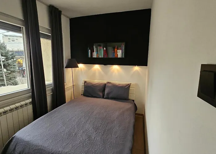 Adorable Main Square *