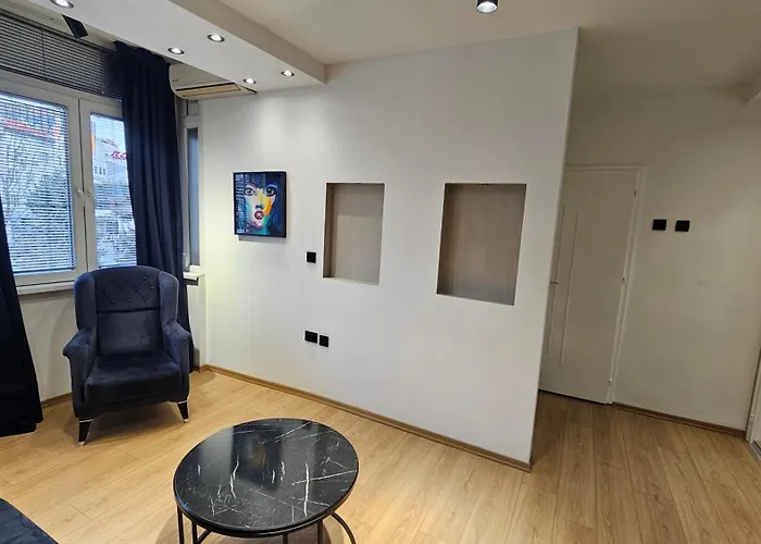 Lägenhet Adorable Main Square Skopje